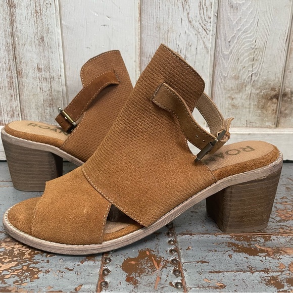 Roan Christine Sandal - Picture 2 of 9